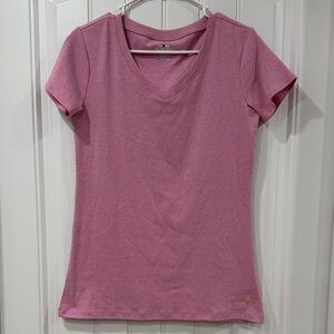 NWOT Chic Pink V-Neck Short Sleeve Tee